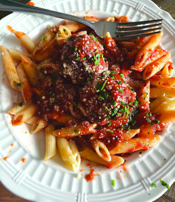 Penne with meatballs