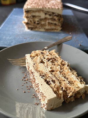 rectangular slice of layered cake